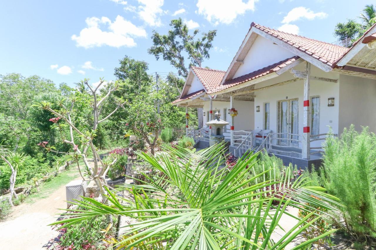 La Colina Bungalow Hotel Toyapakeh Ngoại thất bức ảnh